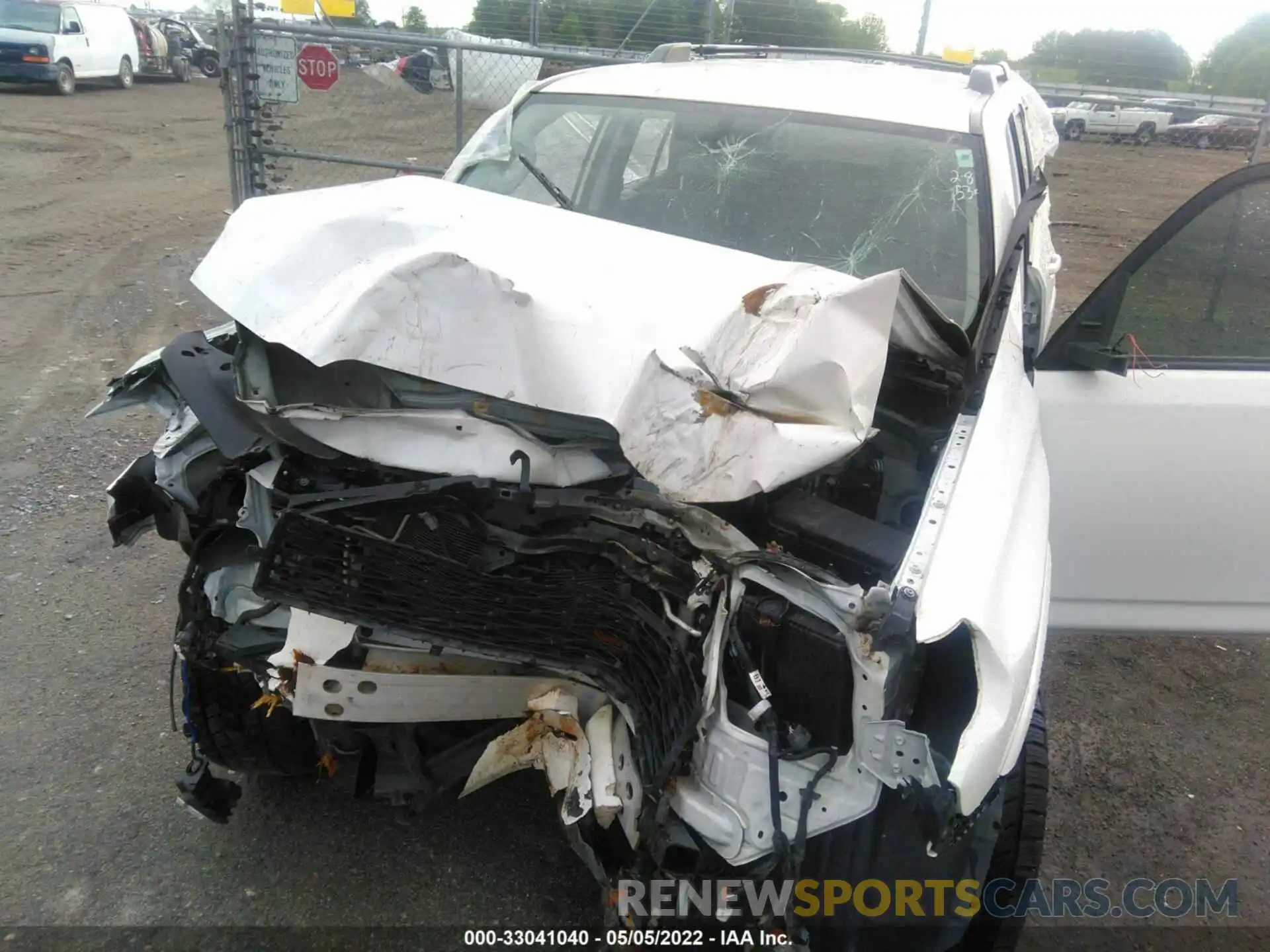 6 Photograph of a damaged car JTEBU5JR1K5674277 TOYOTA 4RUNNER 2019