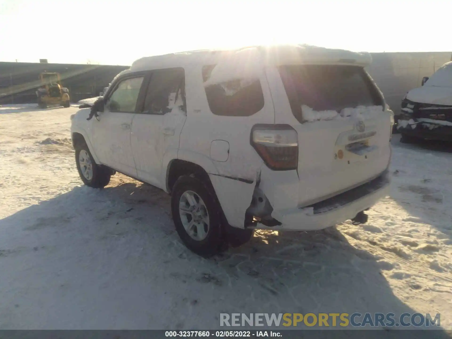 3 Photograph of a damaged car JTEBU5JR1K5676174 TOYOTA 4RUNNER 2019