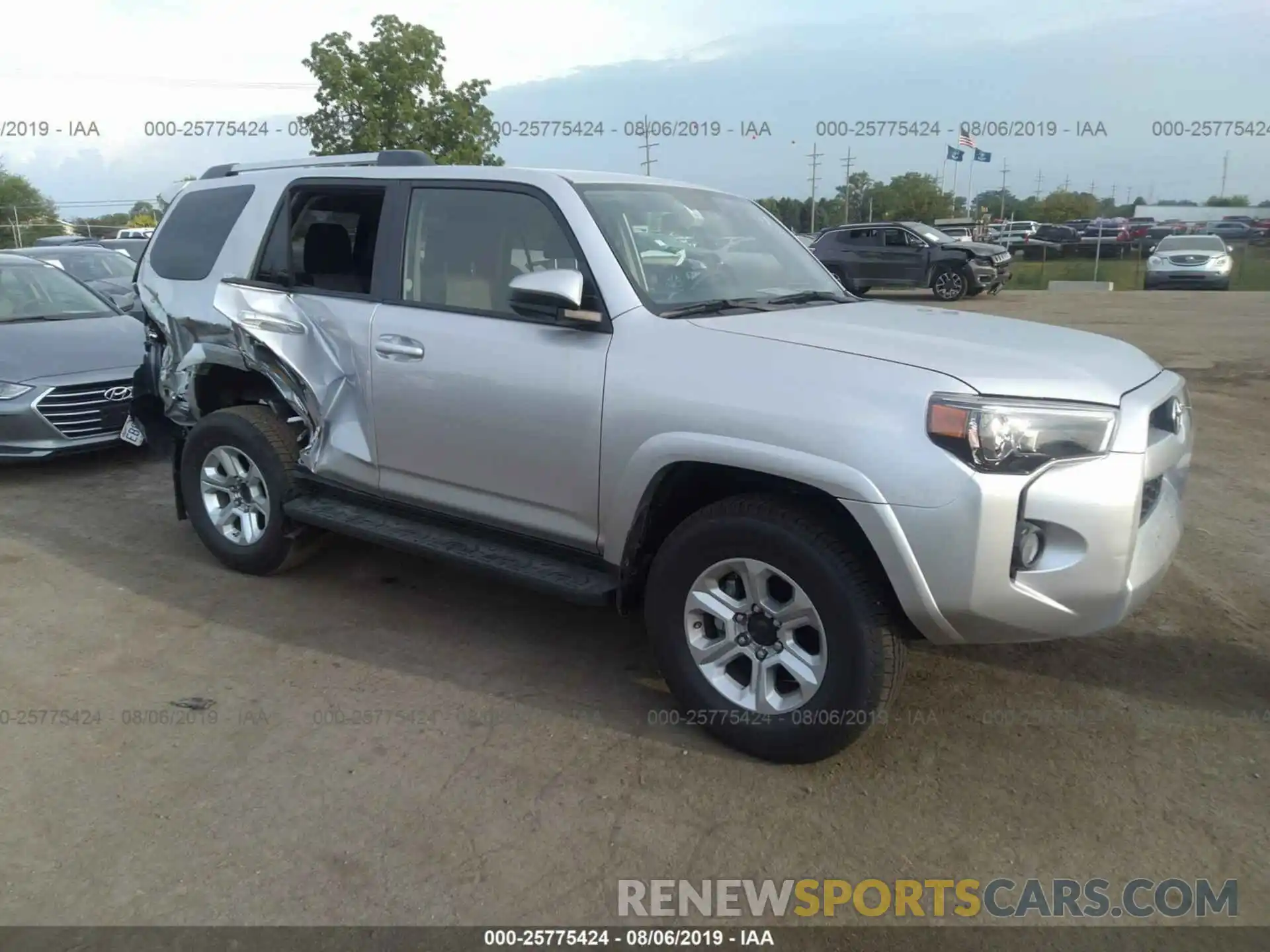 1 Photograph of a damaged car JTEBU5JR1K5677504 TOYOTA 4RUNNER 2019