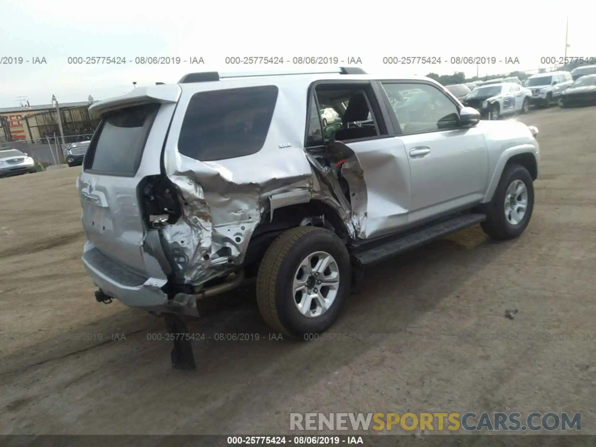 4 Photograph of a damaged car JTEBU5JR1K5677504 TOYOTA 4RUNNER 2019