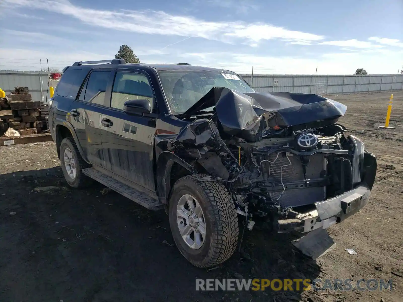 1 Photograph of a damaged car JTEBU5JR1K5681391 TOYOTA 4RUNNER 2019