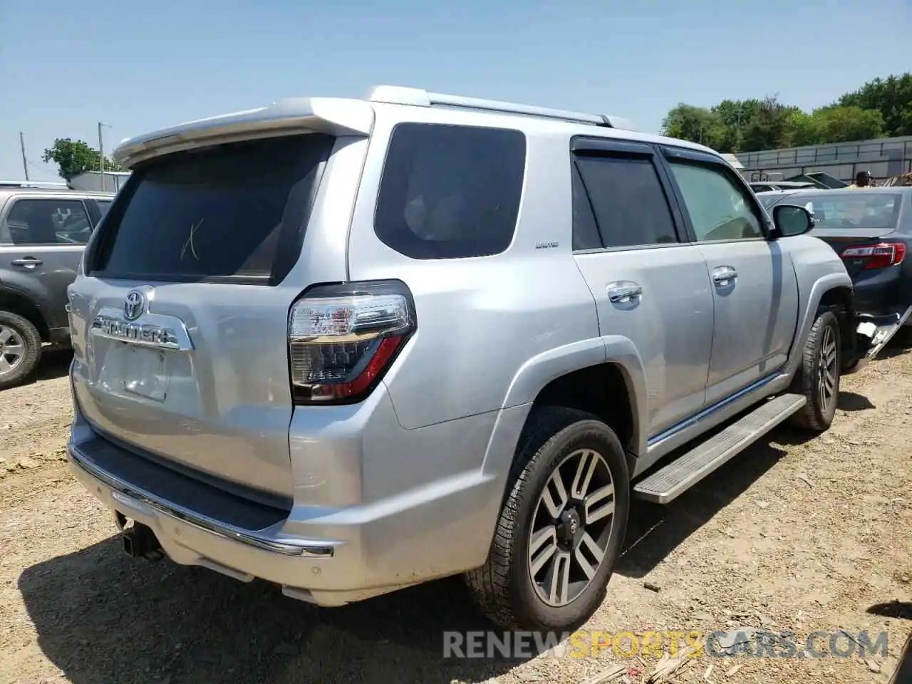 4 Фотография поврежденного автомобиля JTEBU5JR1K5682542 TOYOTA 4RUNNER 2019