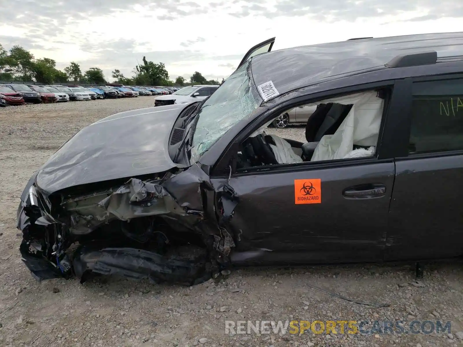 10 Photograph of a damaged car JTEBU5JR1K5683917 TOYOTA 4RUNNER 2019