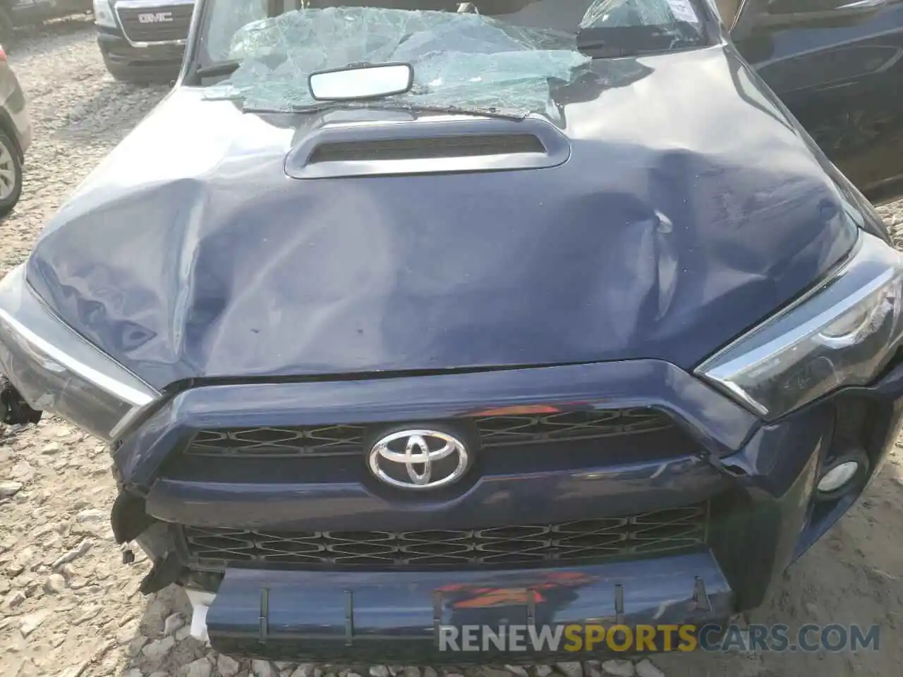 11 Photograph of a damaged car JTEBU5JR1K5688602 TOYOTA 4RUNNER 2019