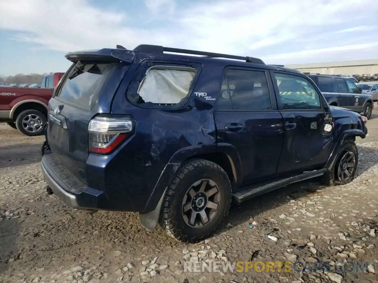 3 Фотография поврежденного автомобиля JTEBU5JR1K5688602 TOYOTA 4RUNNER 2019