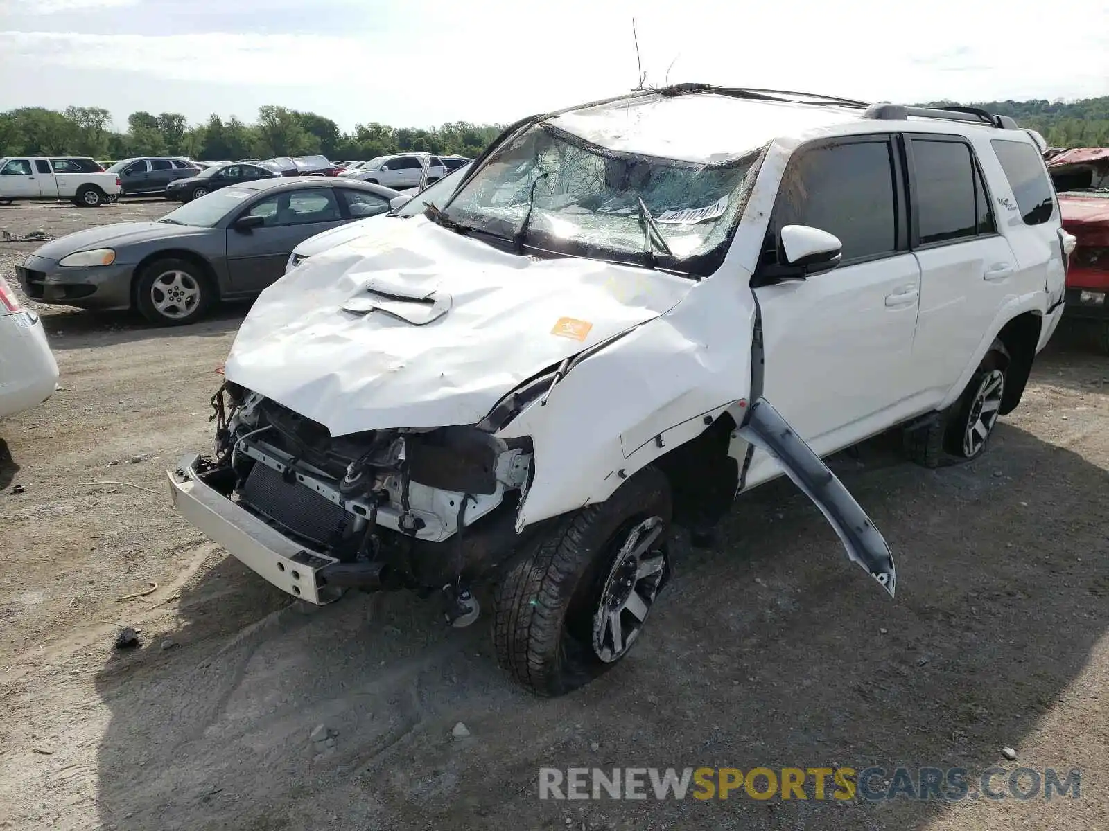 2 Photograph of a damaged car JTEBU5JR1K5694903 TOYOTA 4RUNNER 2019