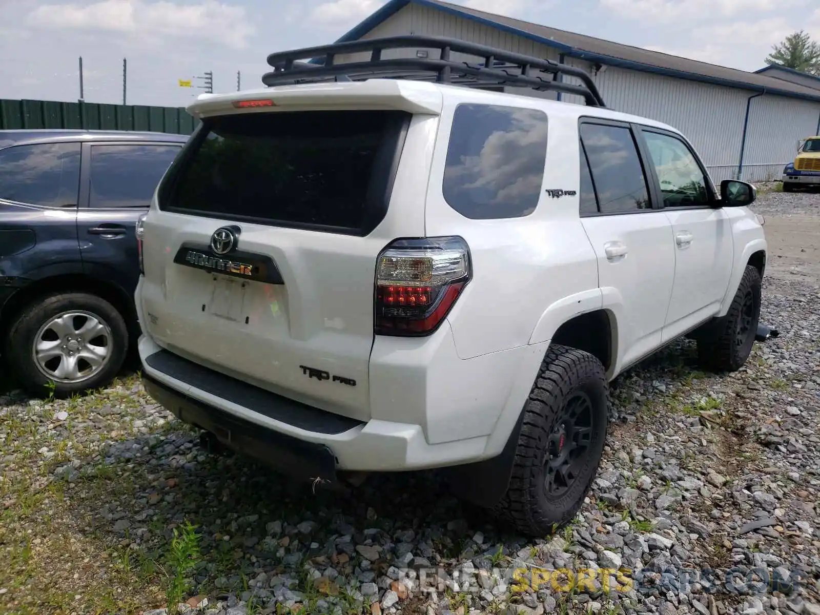 4 Фотография поврежденного автомобиля JTEBU5JR1K5696781 TOYOTA 4RUNNER 2019