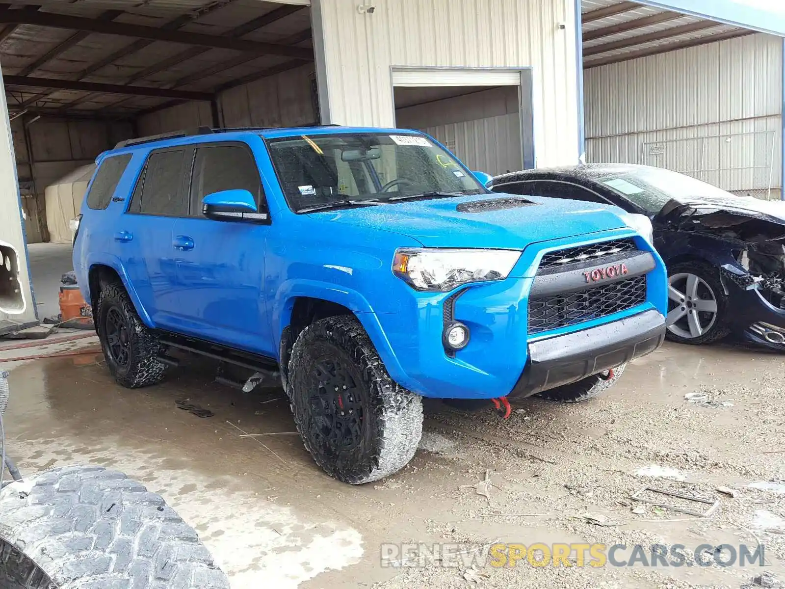 1 Фотография поврежденного автомобиля JTEBU5JR1K5700134 TOYOTA 4RUNNER 2019