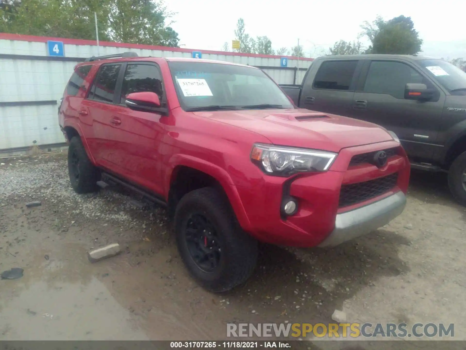 1 Photograph of a damaged car JTEBU5JR1K5702966 TOYOTA 4RUNNER 2019