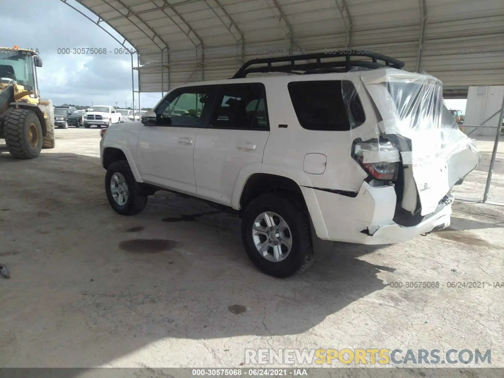 3 Photograph of a damaged car JTEBU5JR1K5703566 TOYOTA 4RUNNER 2019