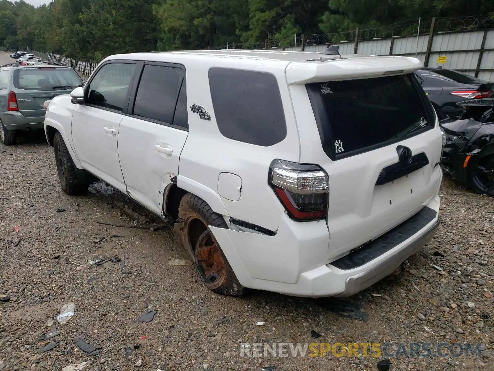 3 Photograph of a damaged car JTEBU5JR1K5707391 TOYOTA 4RUNNER 2019