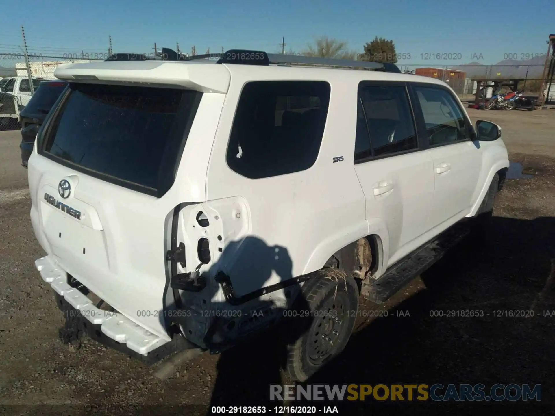 4 Фотография поврежденного автомобиля JTEBU5JR1K5713675 TOYOTA 4RUNNER 2019