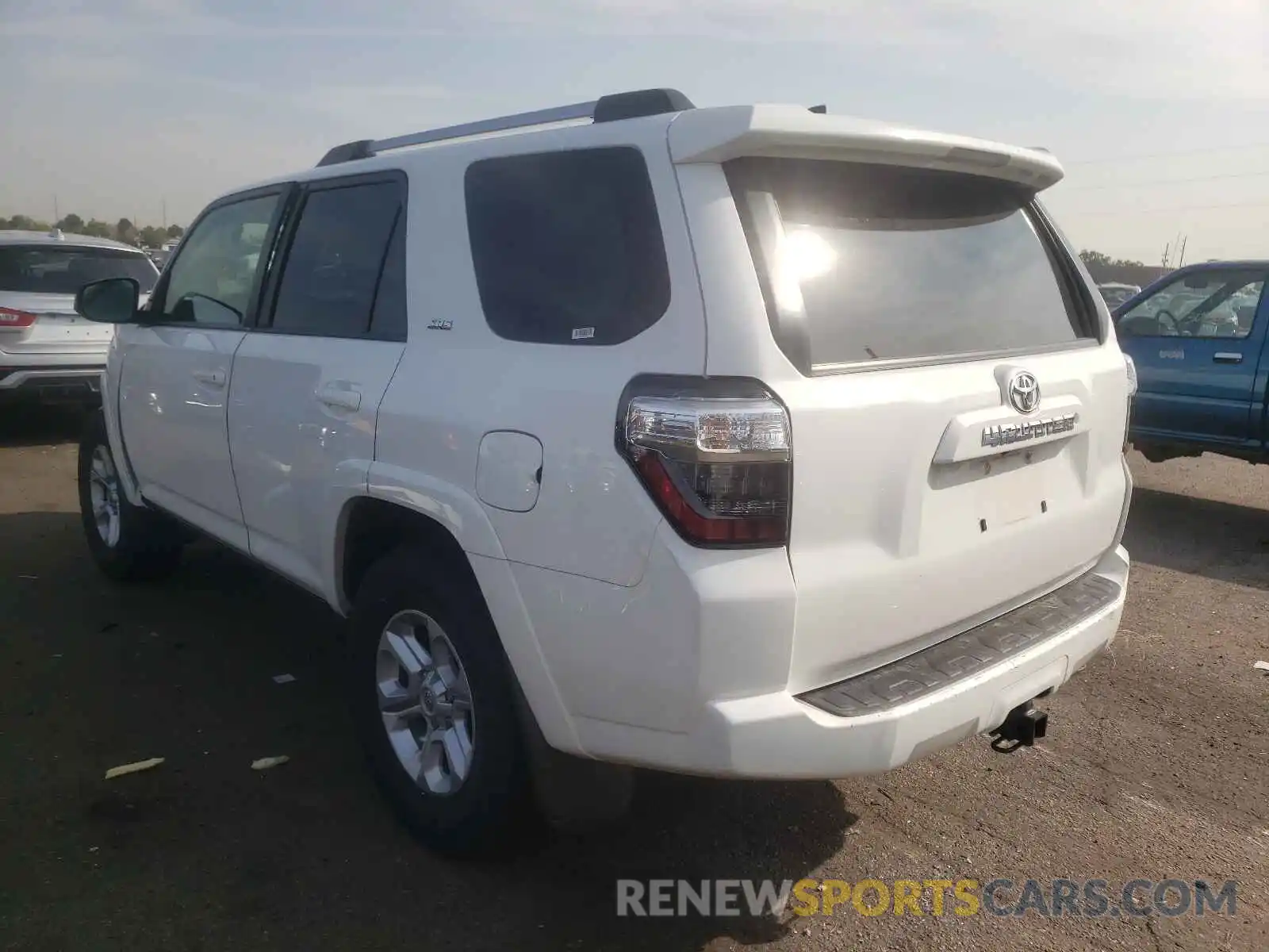 3 Photograph of a damaged car JTEBU5JR1K5715068 TOYOTA 4RUNNER 2019