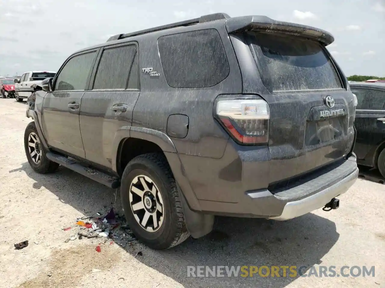 3 Фотография поврежденного автомобиля JTEBU5JR1K5716270 TOYOTA 4RUNNER 2019