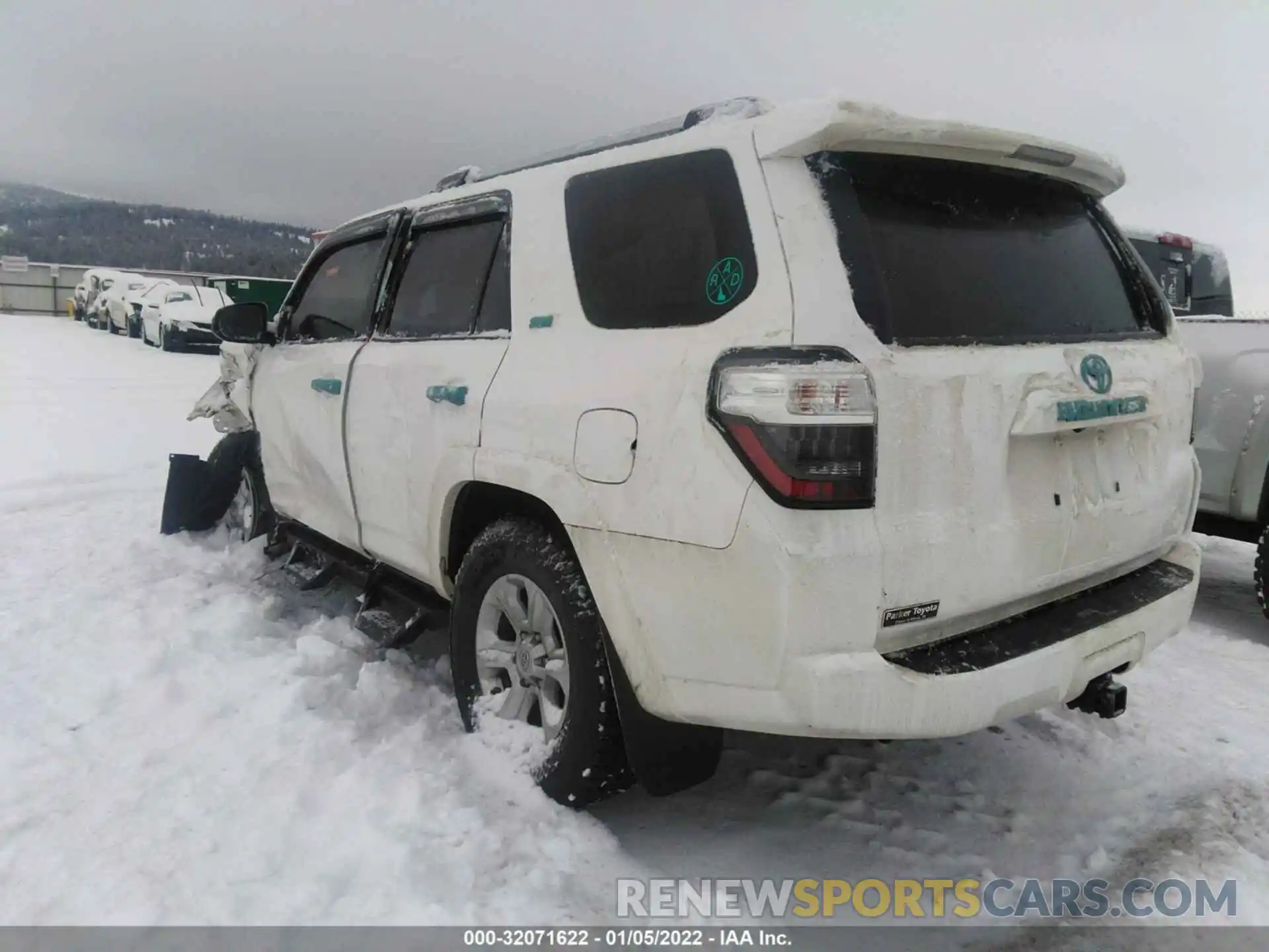 3 Photograph of a damaged car JTEBU5JR1K5725356 TOYOTA 4RUNNER 2019