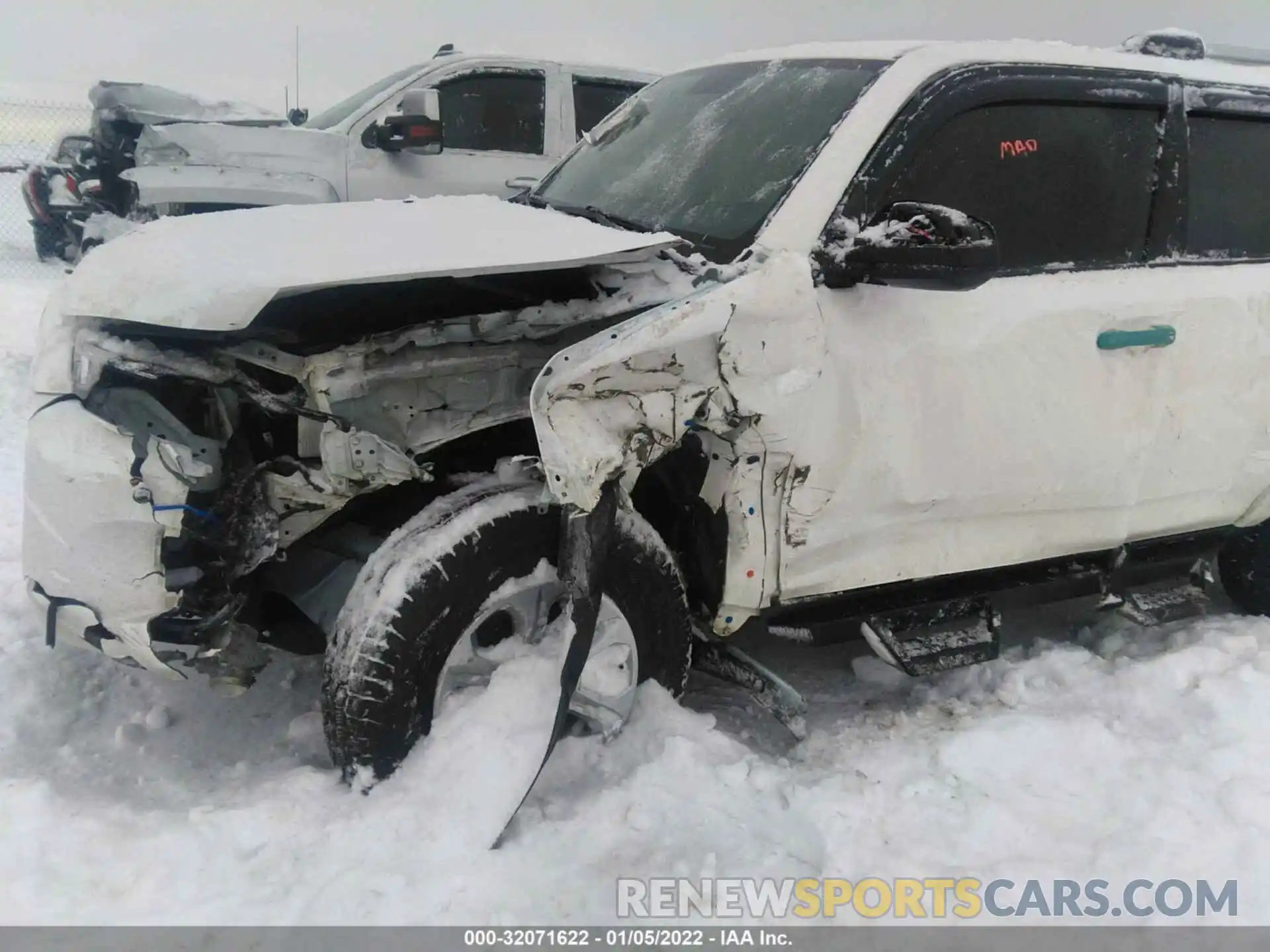 6 Photograph of a damaged car JTEBU5JR1K5725356 TOYOTA 4RUNNER 2019