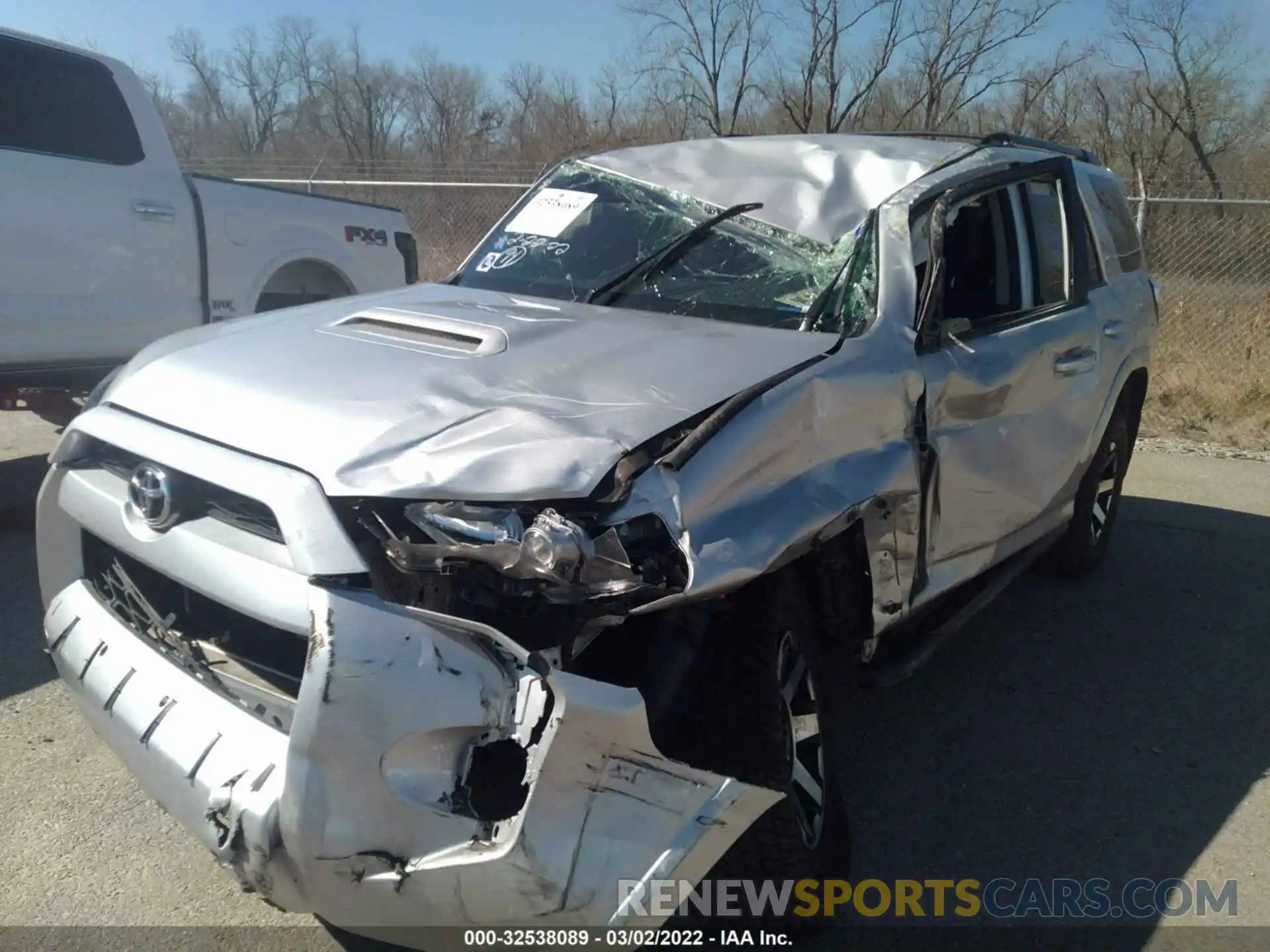 2 Photograph of a damaged car JTEBU5JR1K5731478 TOYOTA 4RUNNER 2019