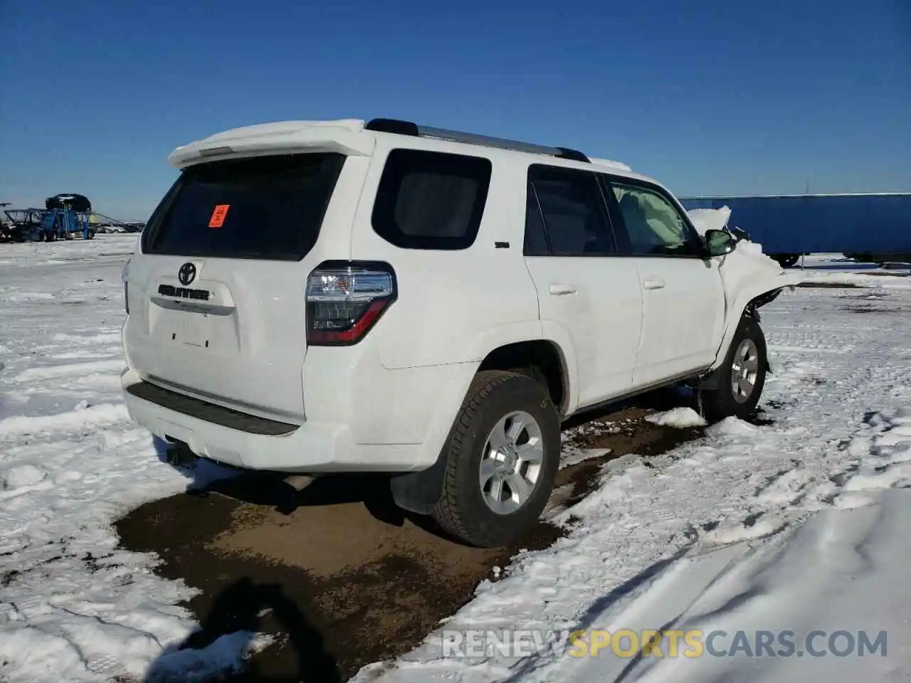 4 Photograph of a damaged car JTEBU5JR1K5733361 TOYOTA 4RUNNER 2019