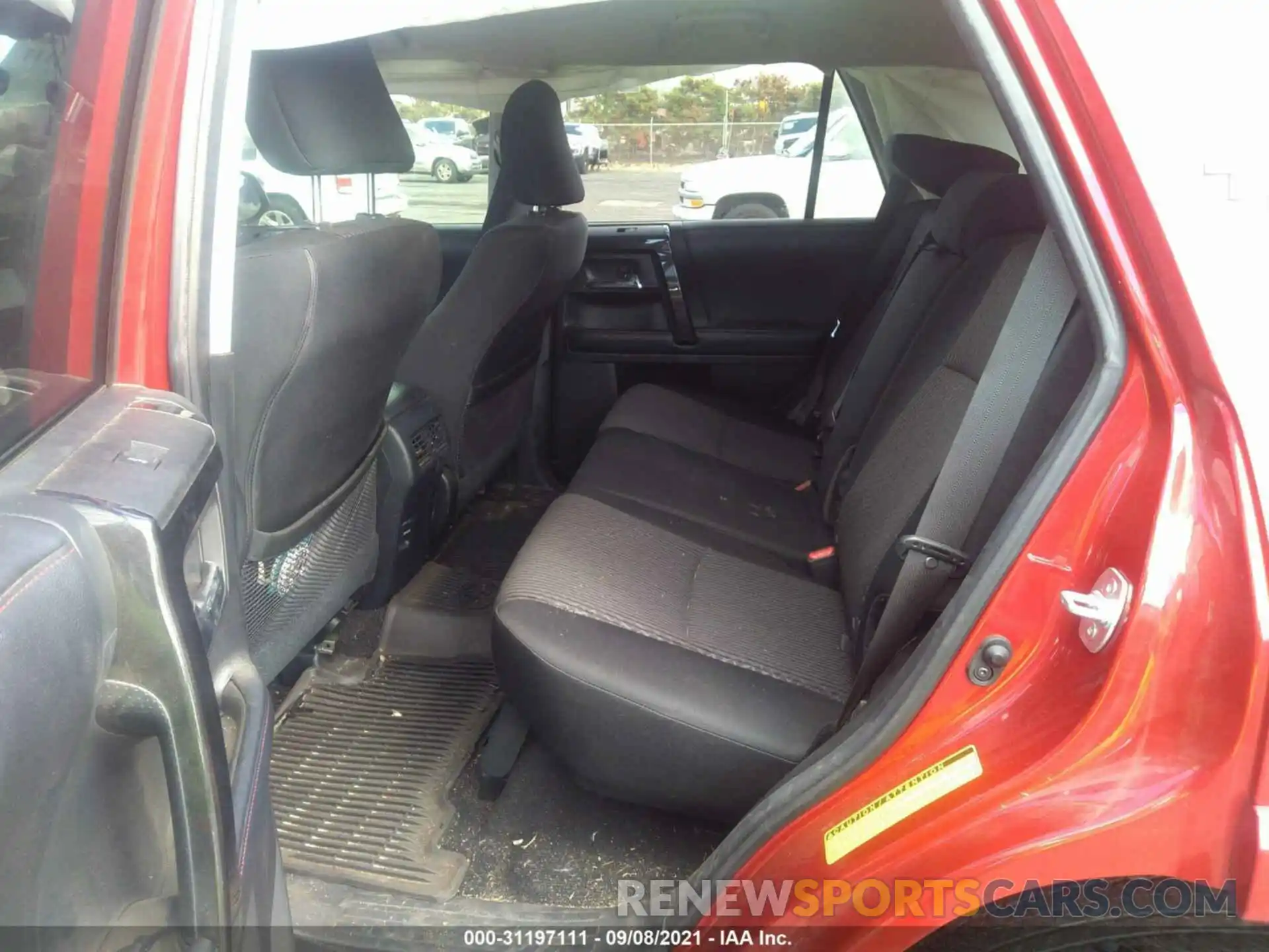 8 Photograph of a damaged car JTEBU5JR1K5733697 TOYOTA 4RUNNER 2019