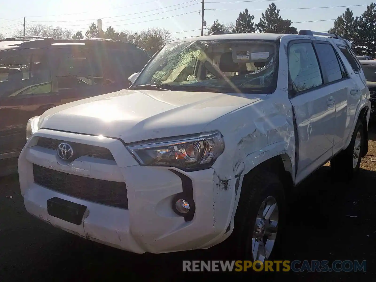 2 Photograph of a damaged car JTEBU5JR1K5737264 TOYOTA 4RUNNER 2019