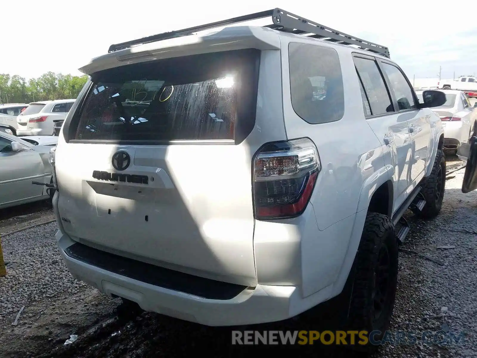 4 Фотография поврежденного автомобиля JTEBU5JR2K5612287 TOYOTA 4RUNNER 2019