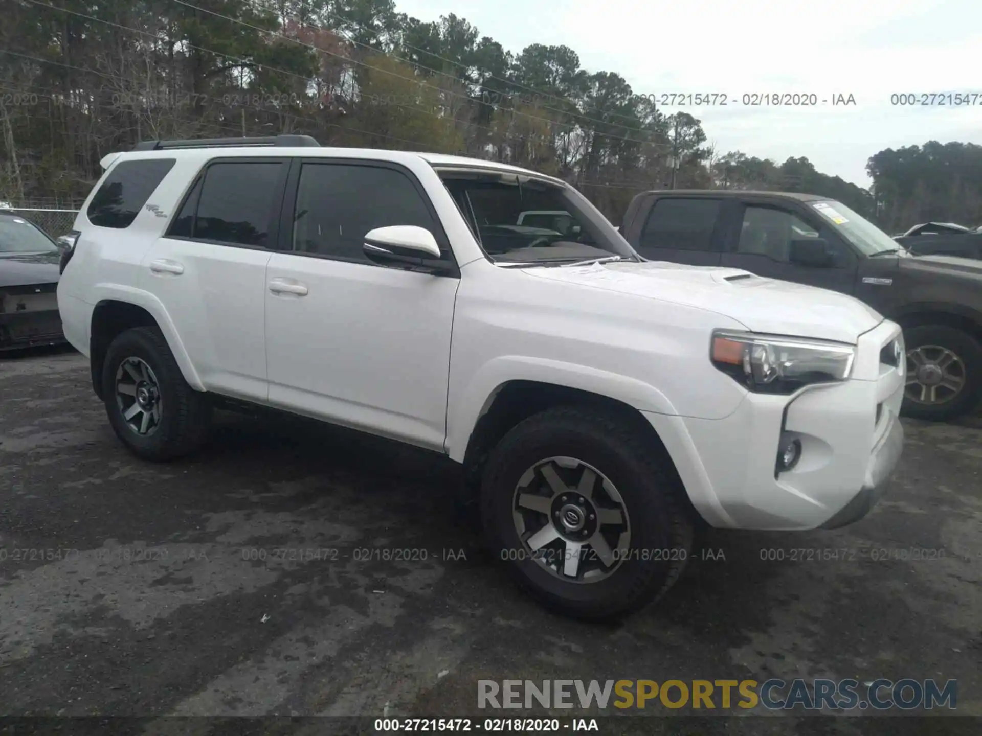 1 Photograph of a damaged car JTEBU5JR2K5614539 TOYOTA 4RUNNER 2019