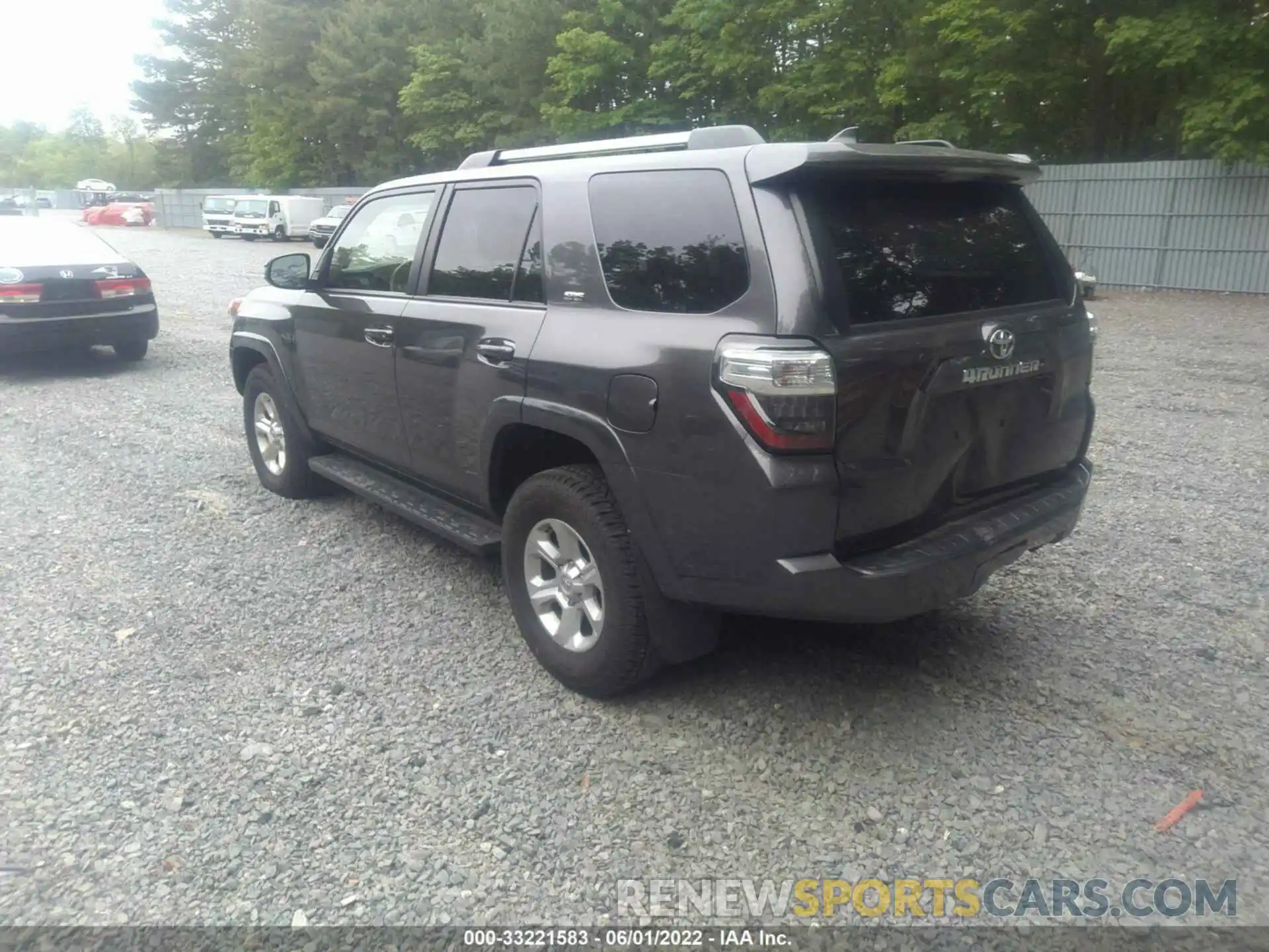 3 Photograph of a damaged car JTEBU5JR2K5615352 TOYOTA 4RUNNER 2019