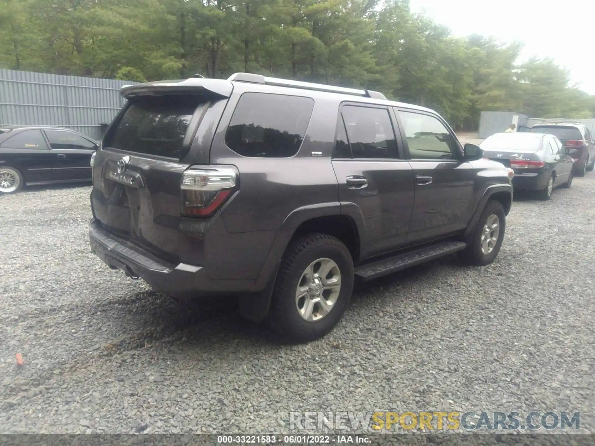 4 Фотография поврежденного автомобиля JTEBU5JR2K5615352 TOYOTA 4RUNNER 2019