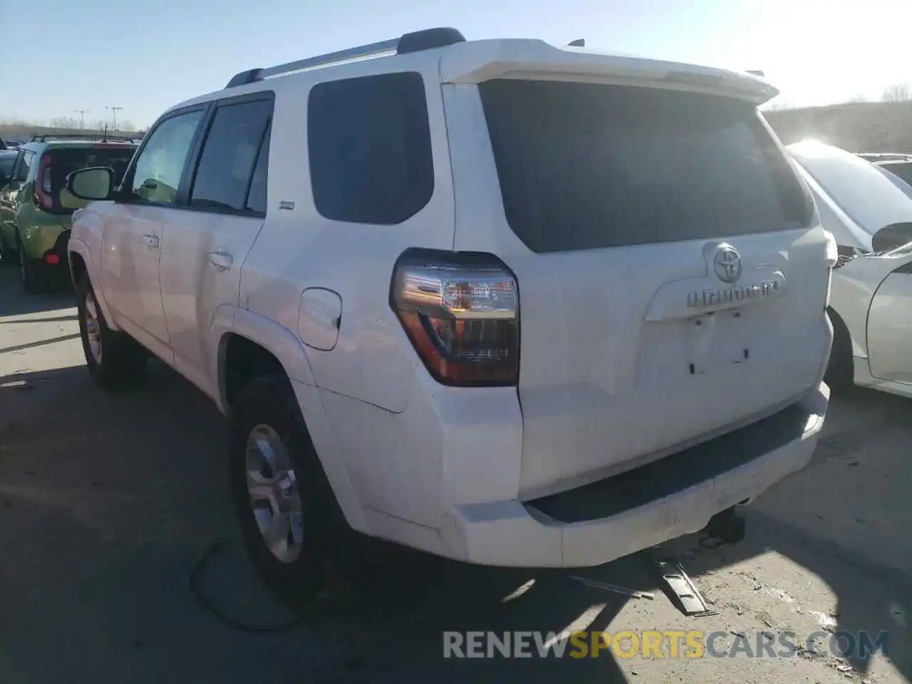 3 Photograph of a damaged car JTEBU5JR2K5615755 TOYOTA 4RUNNER 2019