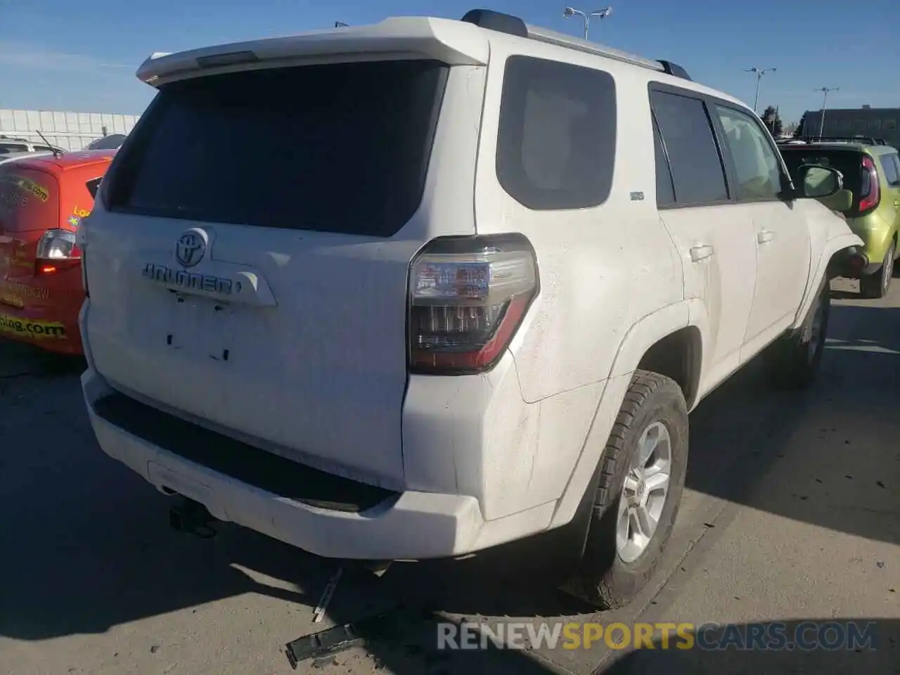 4 Photograph of a damaged car JTEBU5JR2K5615755 TOYOTA 4RUNNER 2019