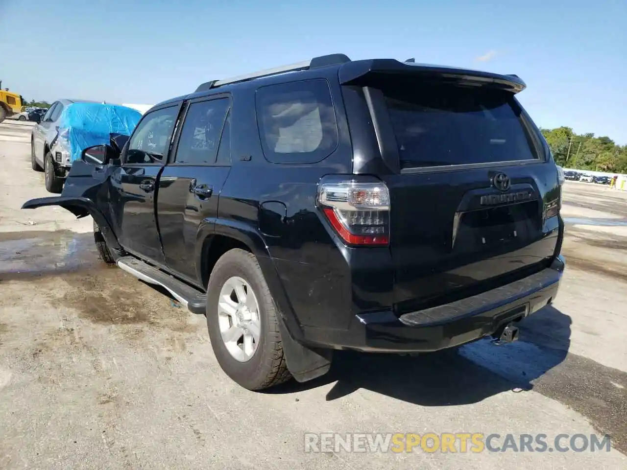 3 Фотография поврежденного автомобиля JTEBU5JR2K5615951 TOYOTA 4RUNNER 2019