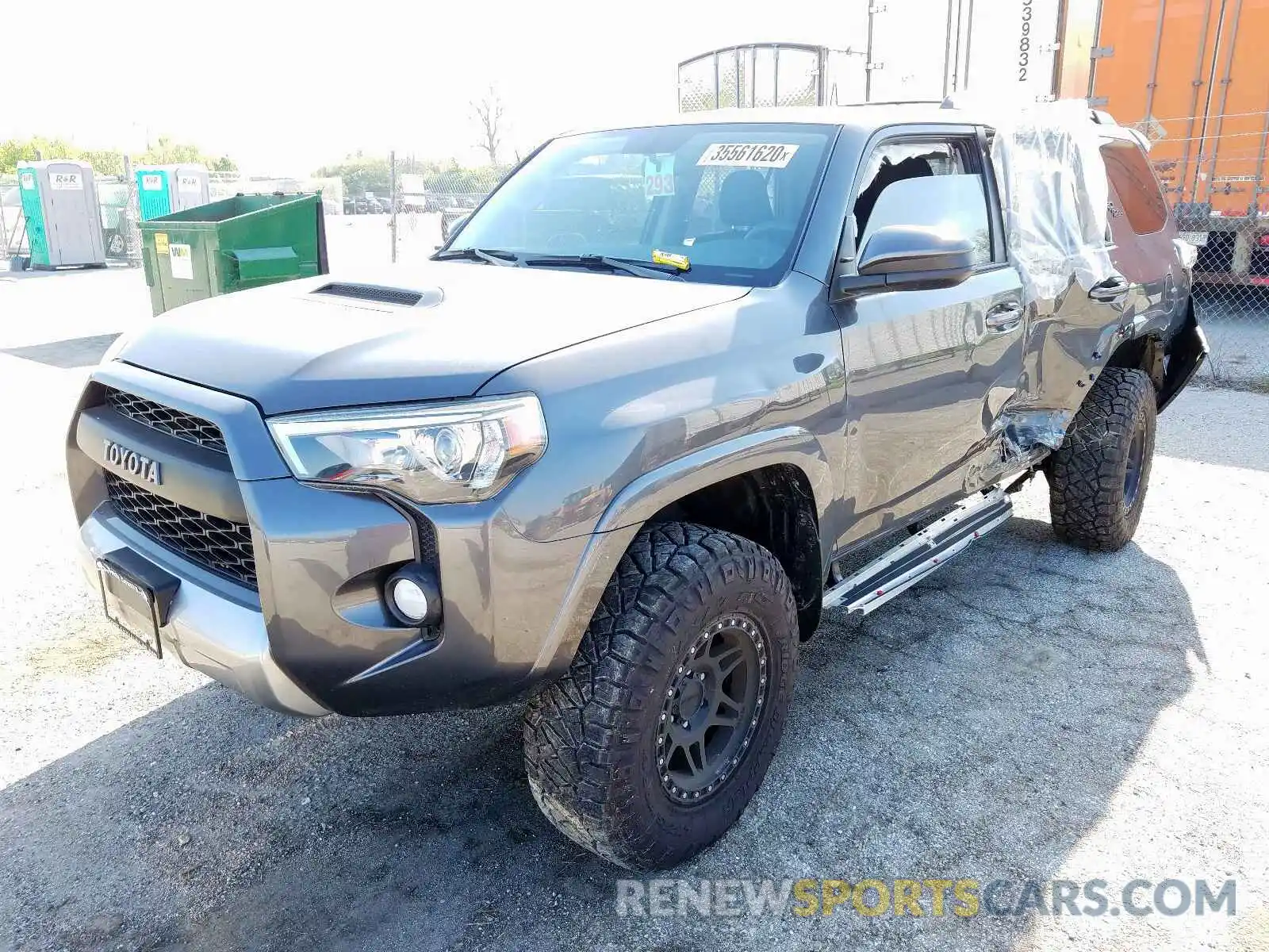 2 Photograph of a damaged car JTEBU5JR2K5624181 TOYOTA 4RUNNER 2019