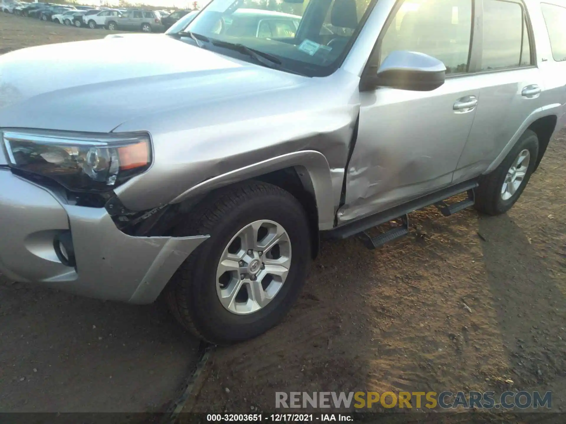 6 Фотография поврежденного автомобиля JTEBU5JR2K5624276 TOYOTA 4RUNNER 2019