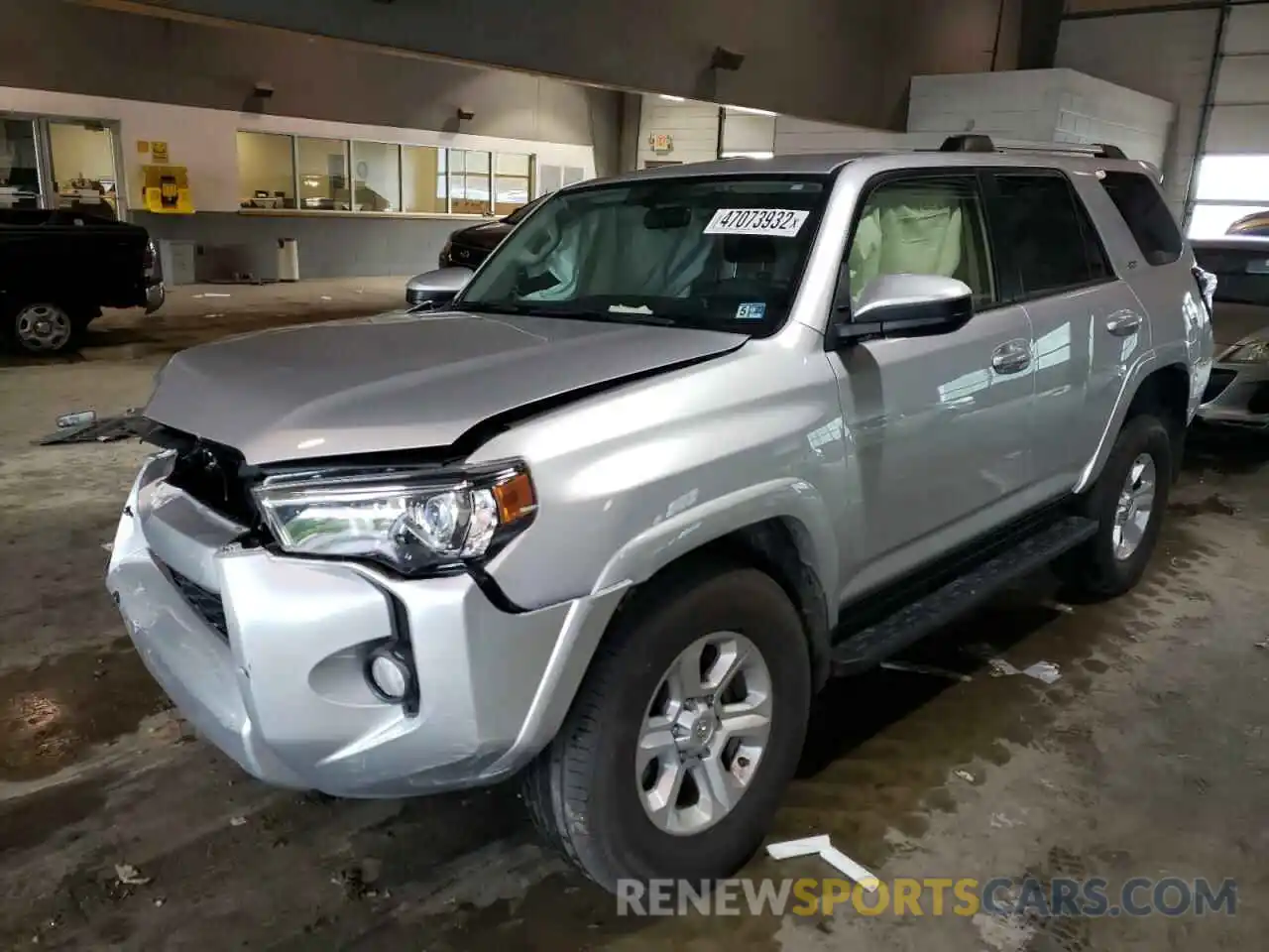 2 Фотография поврежденного автомобиля JTEBU5JR2K5627002 TOYOTA 4RUNNER 2019