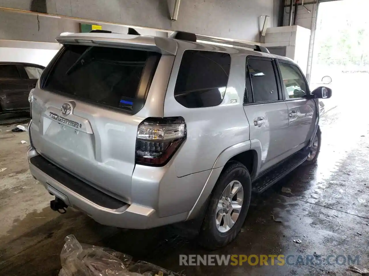 4 Фотография поврежденного автомобиля JTEBU5JR2K5627002 TOYOTA 4RUNNER 2019