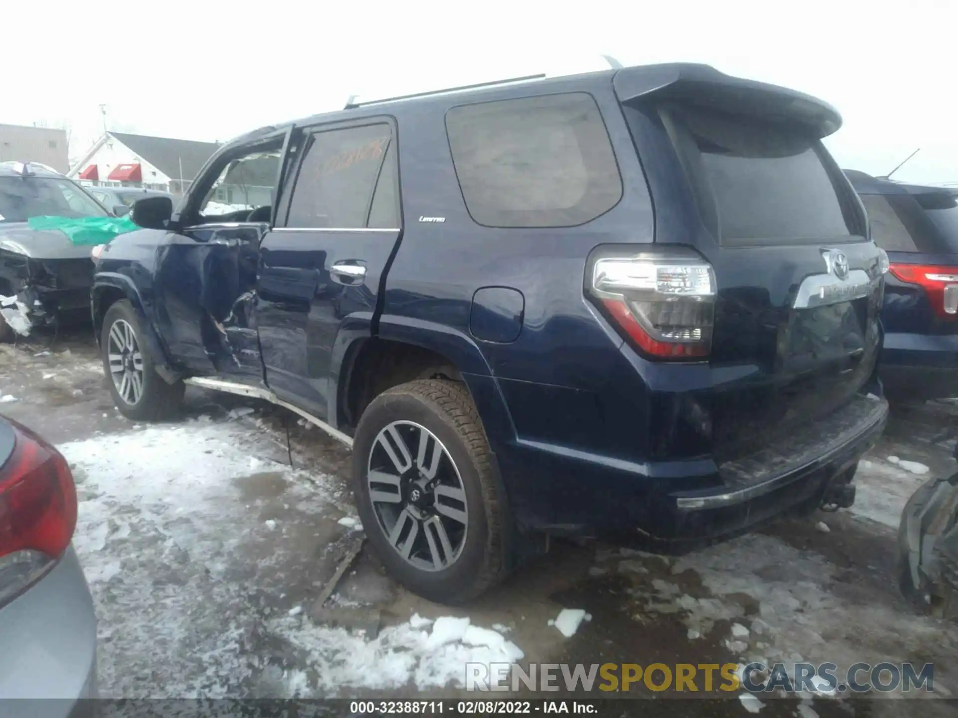 3 Фотография поврежденного автомобиля JTEBU5JR2K5631874 TOYOTA 4RUNNER 2019