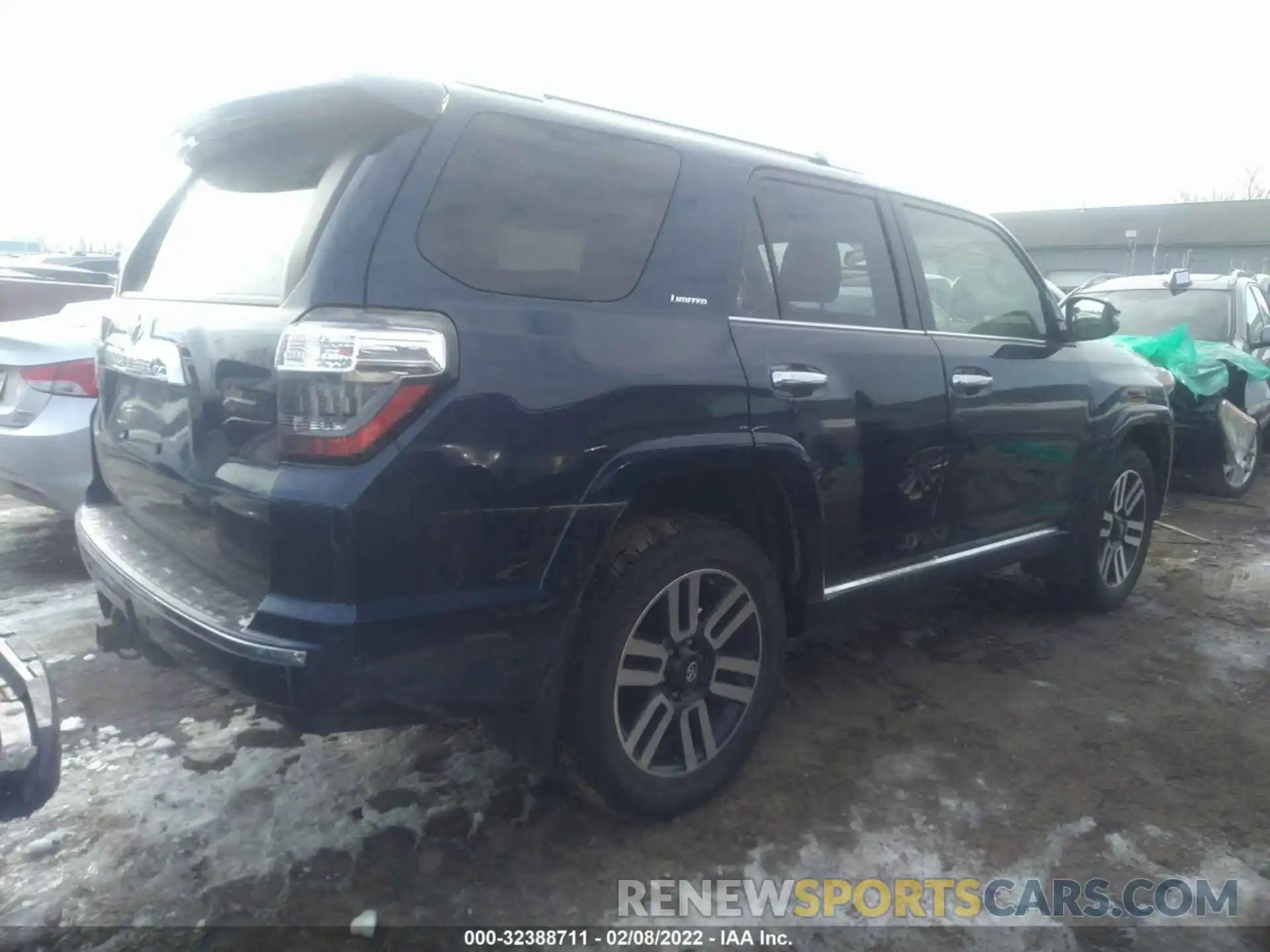 4 Фотография поврежденного автомобиля JTEBU5JR2K5631874 TOYOTA 4RUNNER 2019