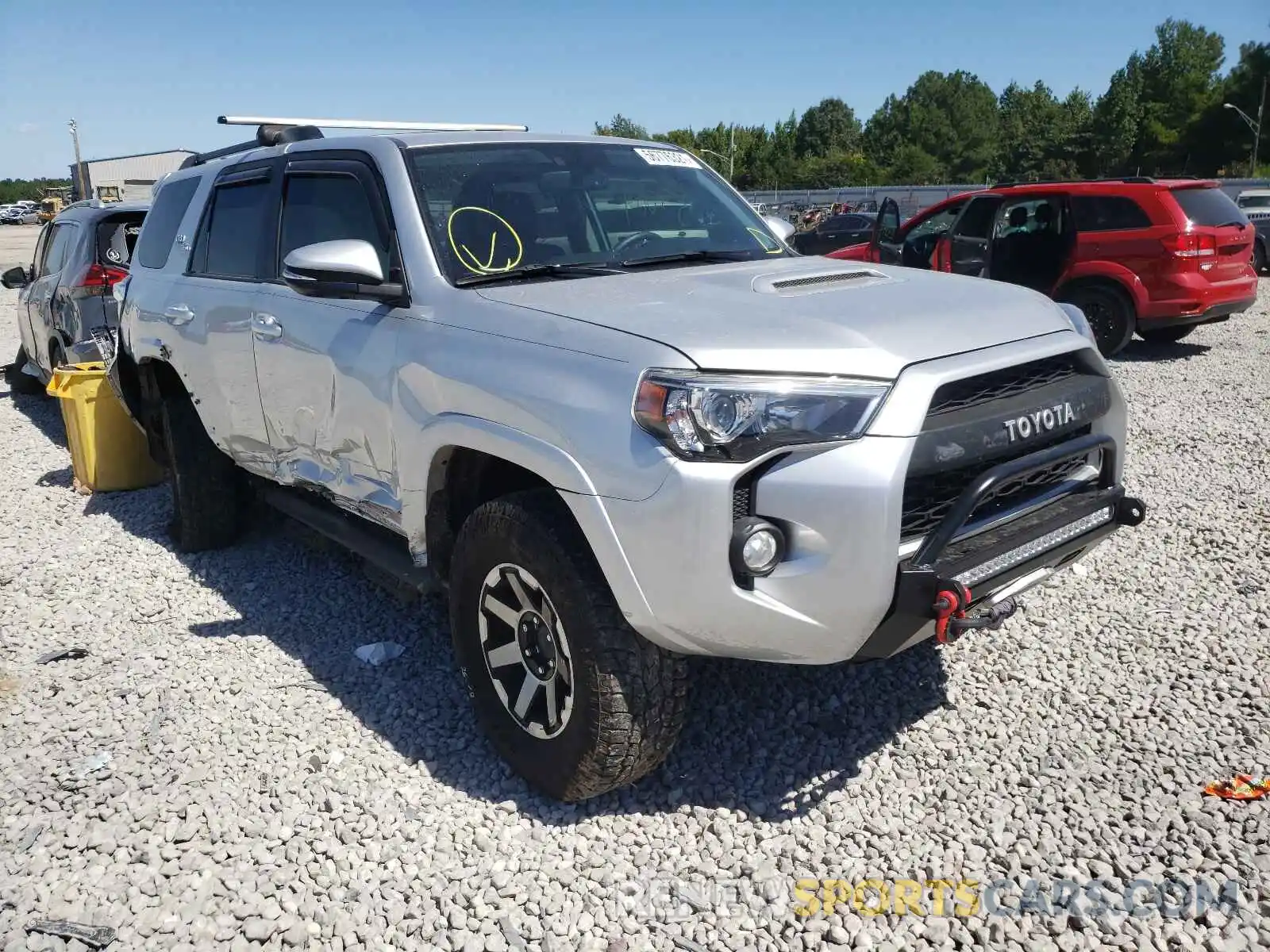 1 Photograph of a damaged car JTEBU5JR2K5635424 TOYOTA 4RUNNER 2019