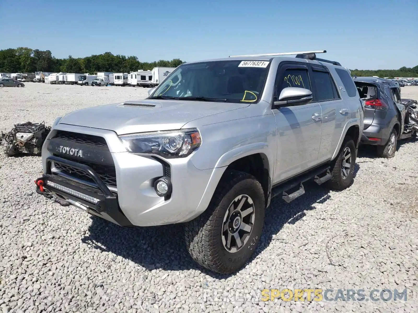 2 Photograph of a damaged car JTEBU5JR2K5635424 TOYOTA 4RUNNER 2019