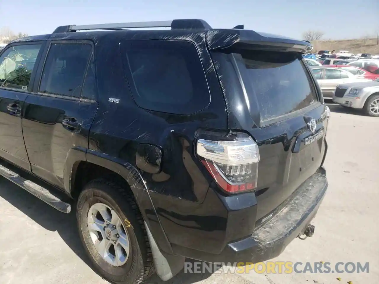 9 Фотография поврежденного автомобиля JTEBU5JR2K5637786 TOYOTA 4RUNNER 2019