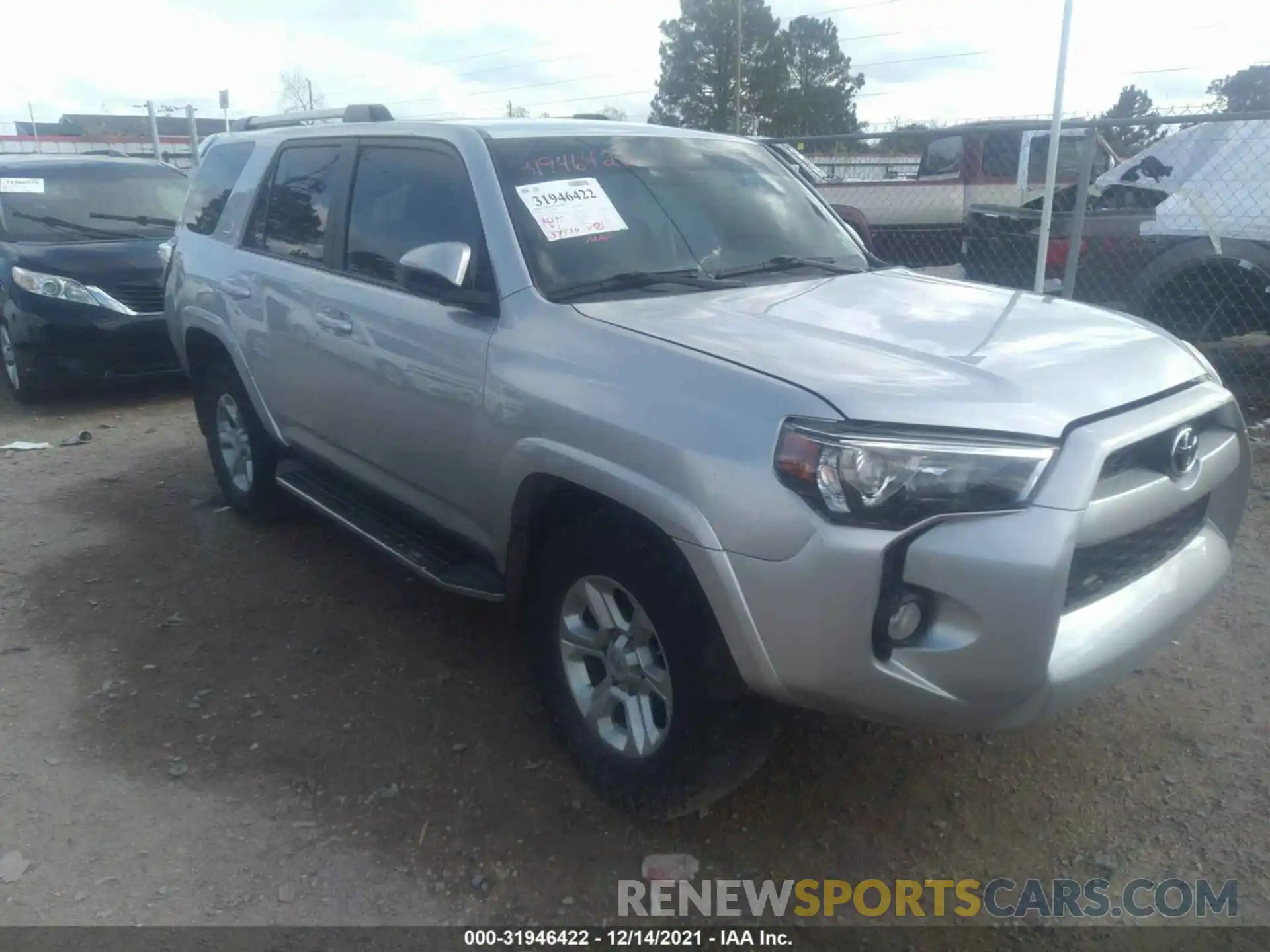 1 Photograph of a damaged car JTEBU5JR2K5640008 TOYOTA 4RUNNER 2019