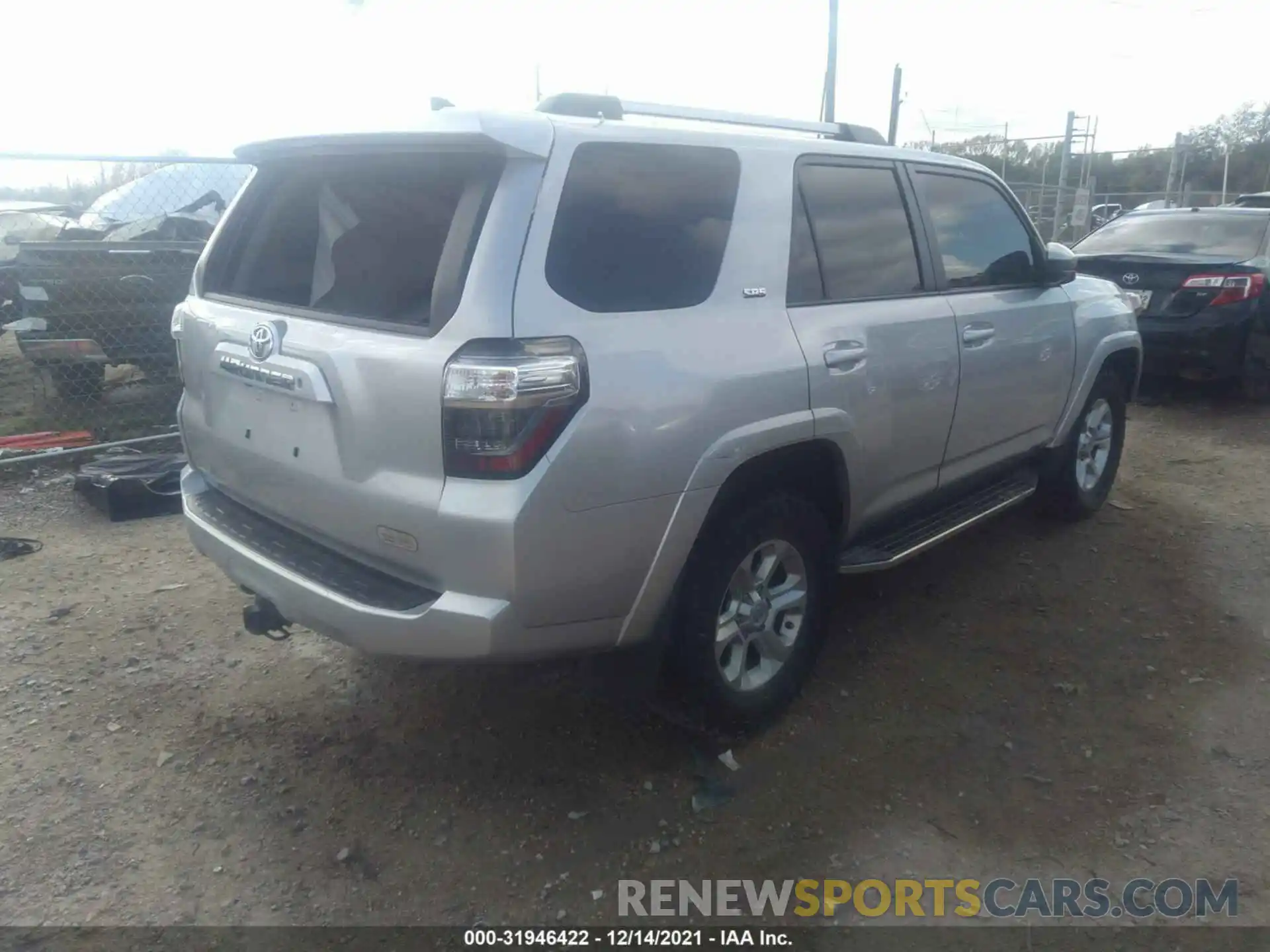 4 Фотография поврежденного автомобиля JTEBU5JR2K5640008 TOYOTA 4RUNNER 2019