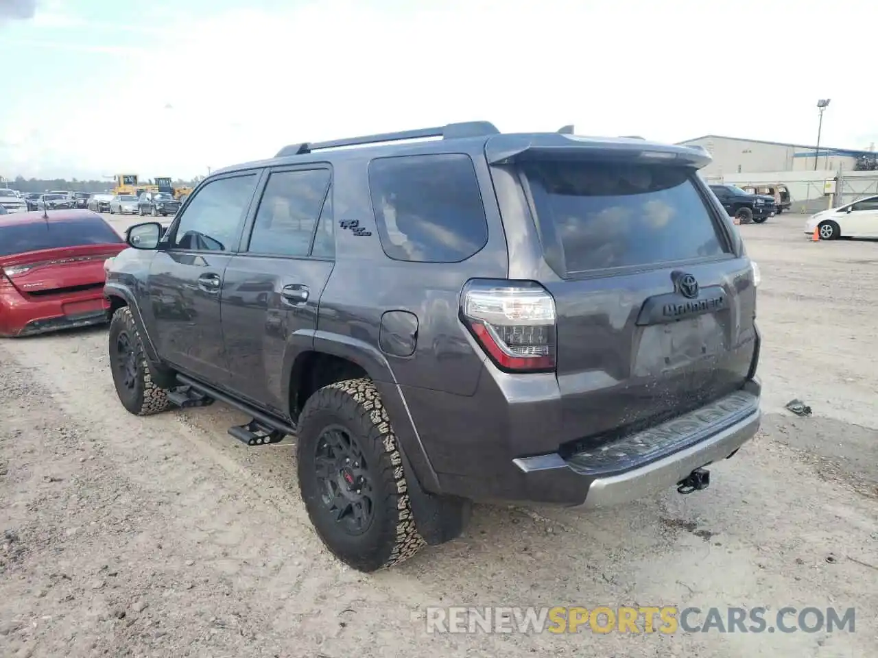 3 Фотография поврежденного автомобиля JTEBU5JR2K5646035 TOYOTA 4RUNNER 2019