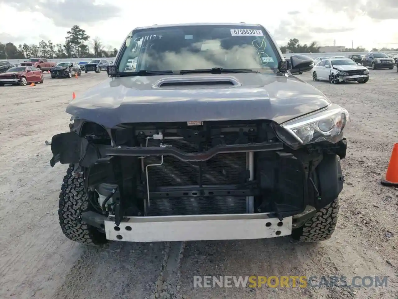 9 Photograph of a damaged car JTEBU5JR2K5646035 TOYOTA 4RUNNER 2019