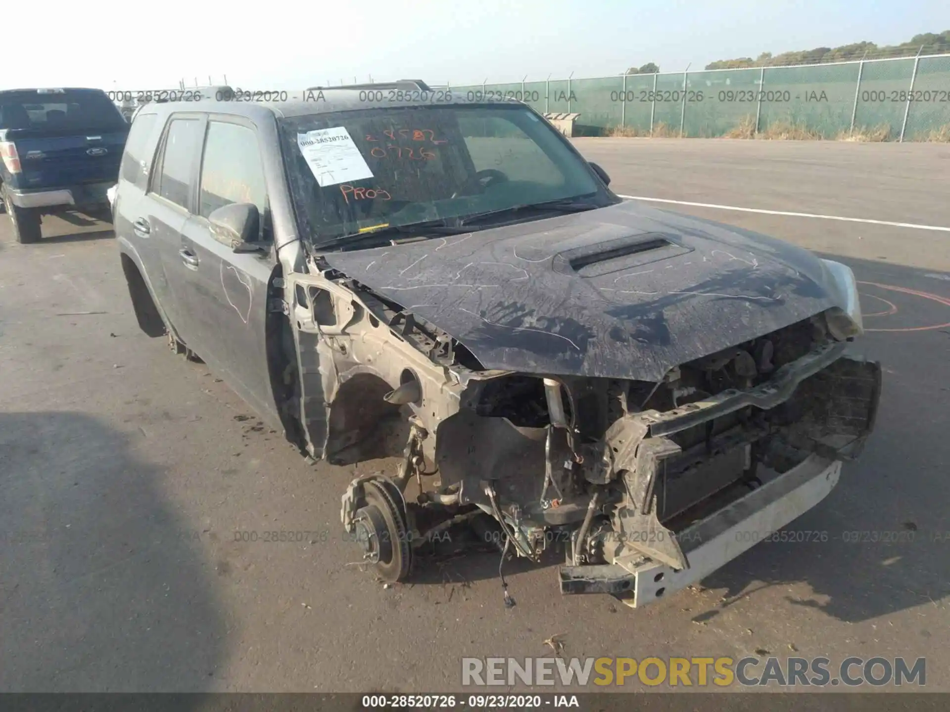 1 Photograph of a damaged car JTEBU5JR2K5646052 TOYOTA 4RUNNER 2019