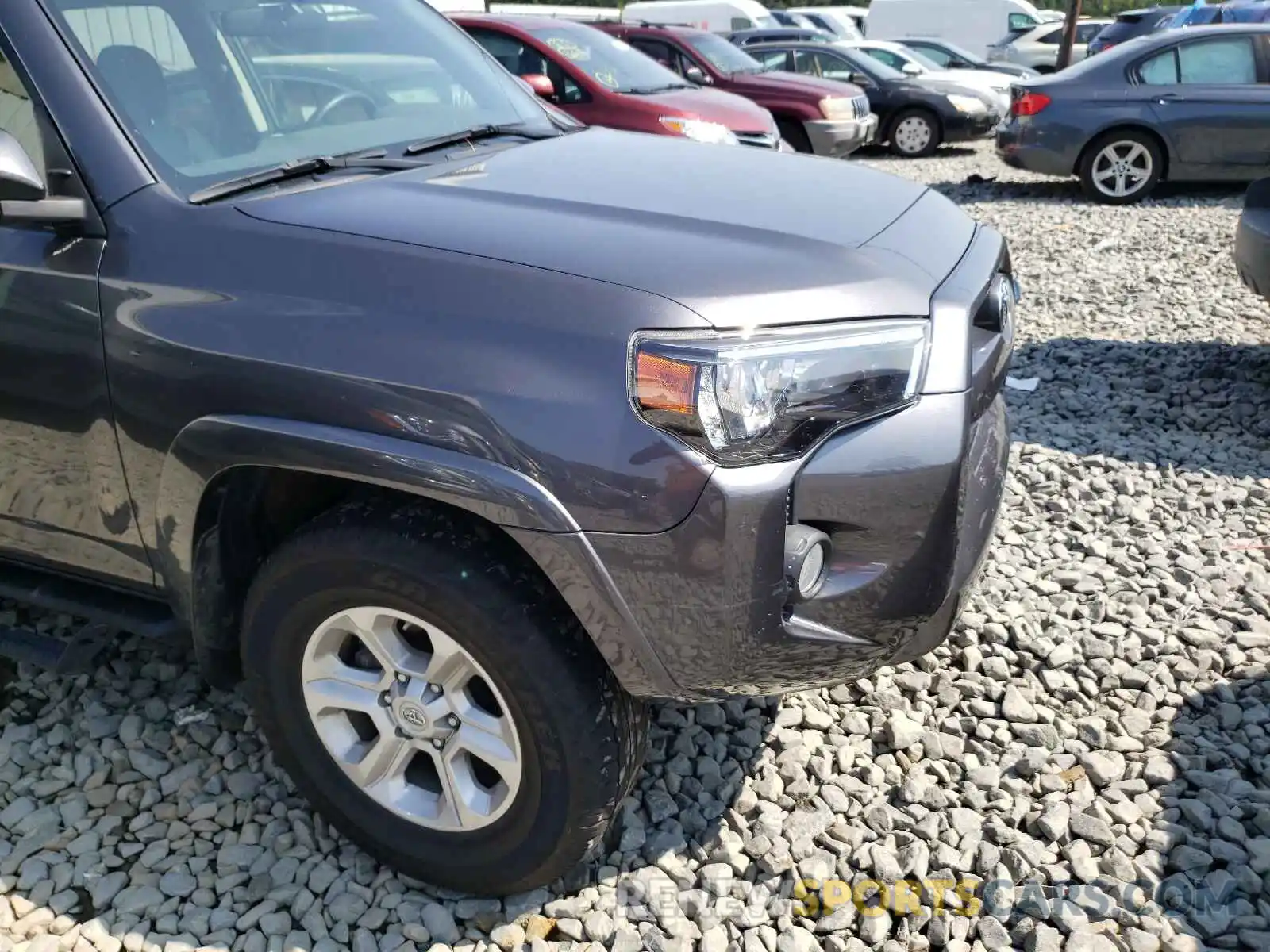 9 Фотография поврежденного автомобиля JTEBU5JR2K5646925 TOYOTA 4RUNNER 2019