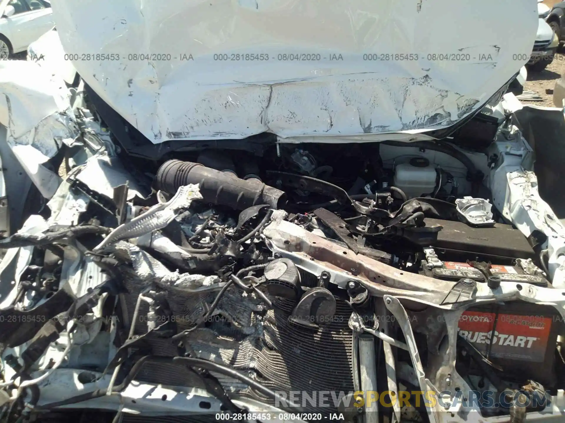 10 Photograph of a damaged car JTEBU5JR2K5648030 TOYOTA 4RUNNER 2019