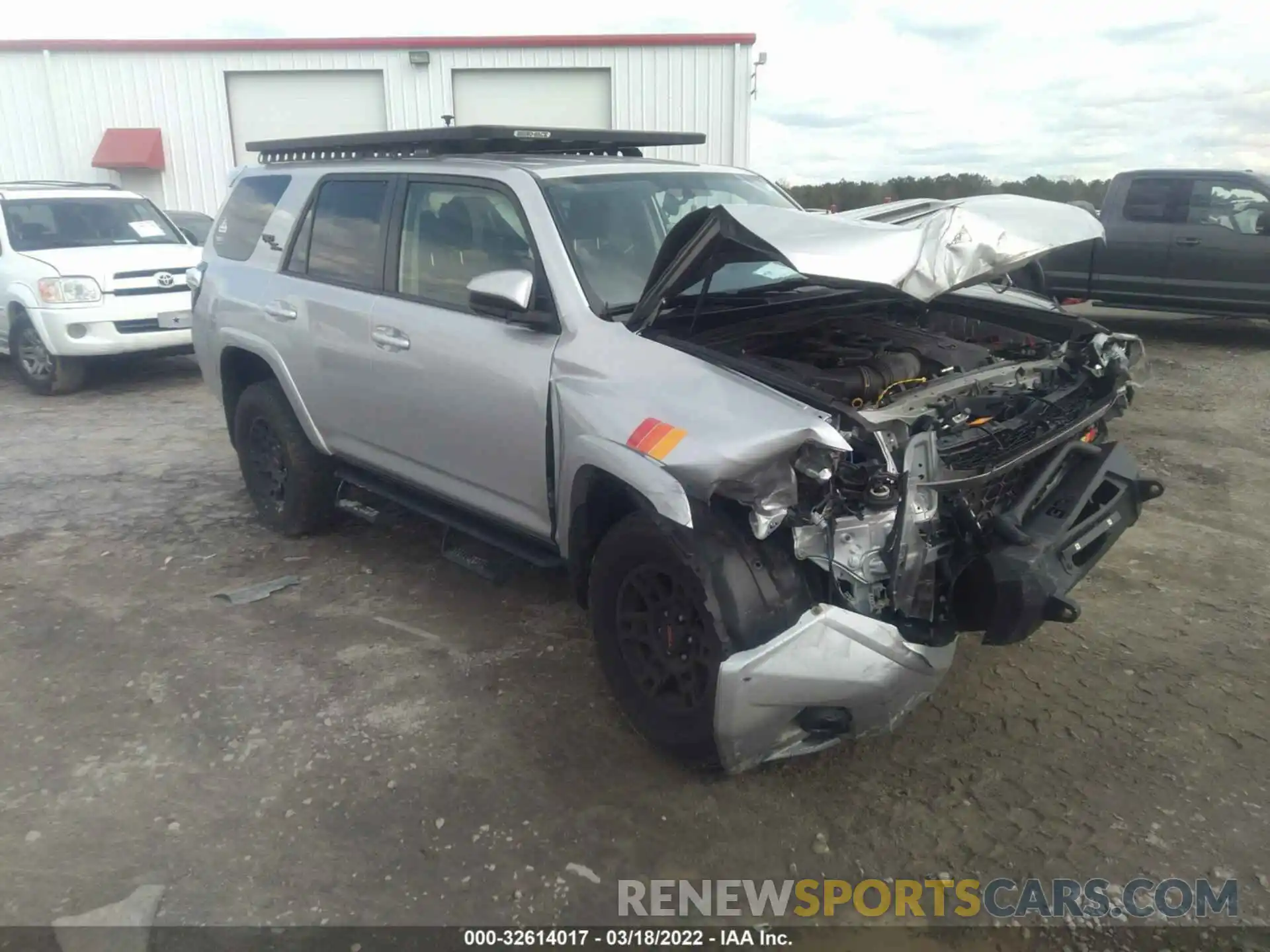 1 Photograph of a damaged car JTEBU5JR2K5649713 TOYOTA 4RUNNER 2019