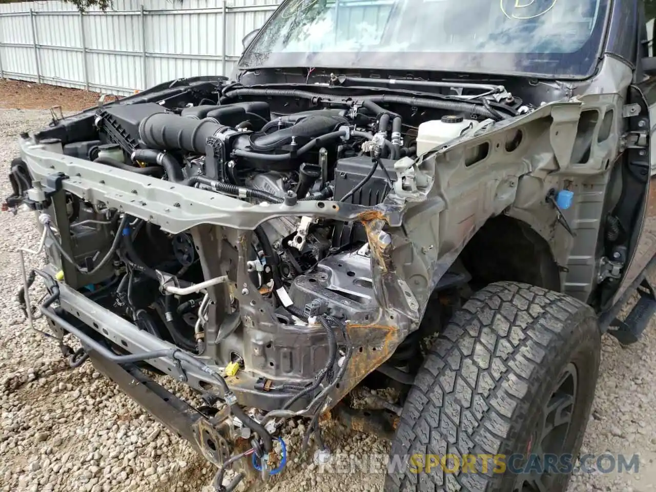 9 Фотография поврежденного автомобиля JTEBU5JR2K5652238 TOYOTA 4RUNNER 2019