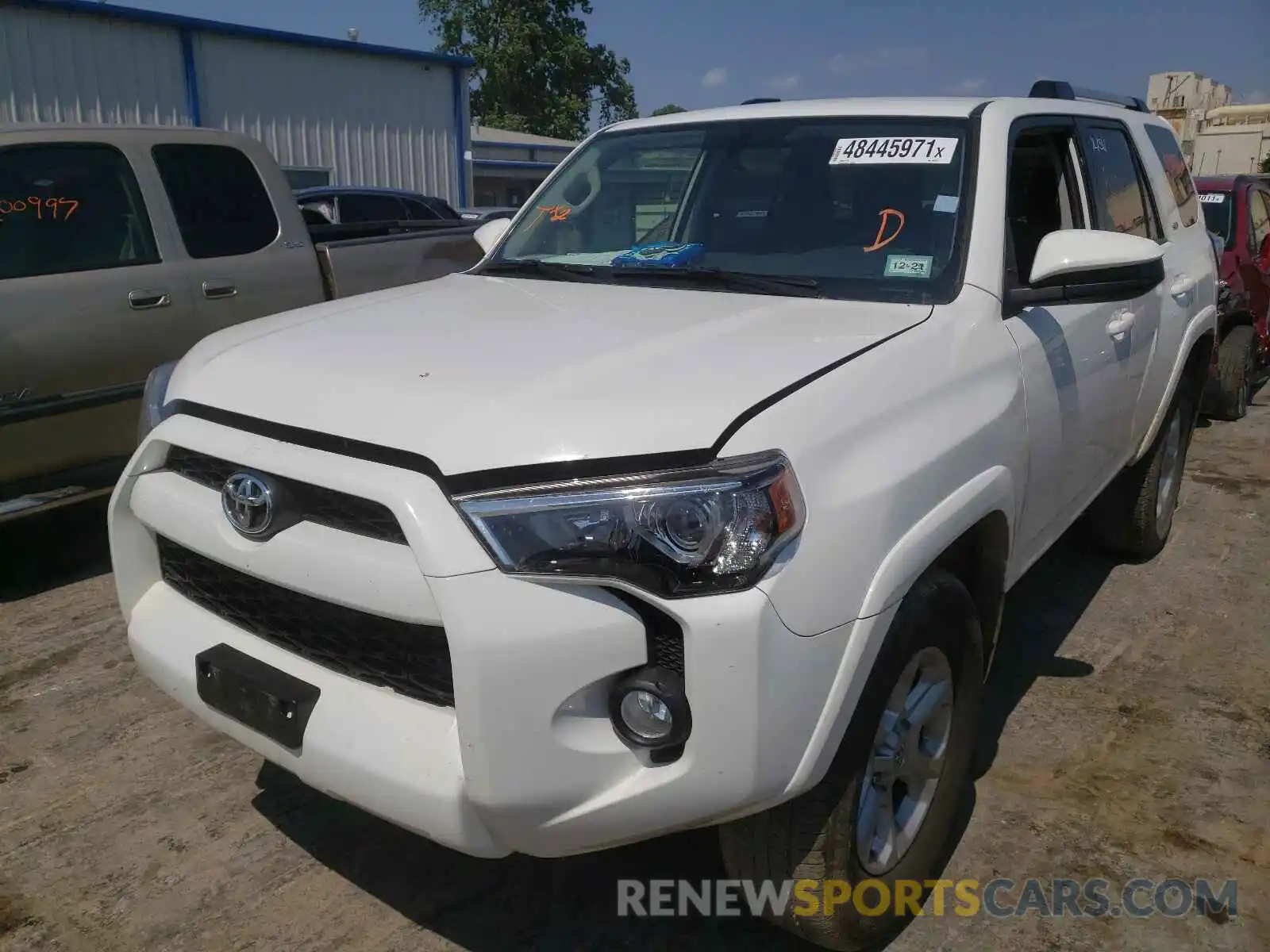 2 Photograph of a damaged car JTEBU5JR2K5660534 TOYOTA 4RUNNER 2019